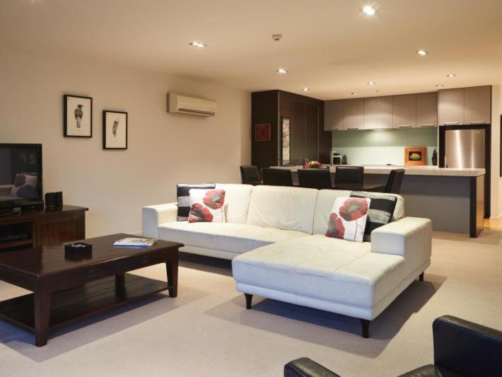 Pohutukawa Apartment Picton Esterno foto