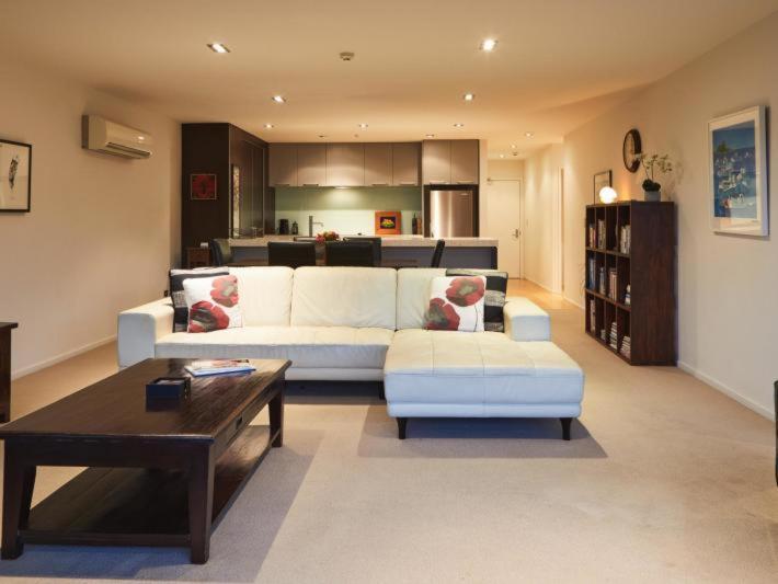 Pohutukawa Apartment Picton Esterno foto